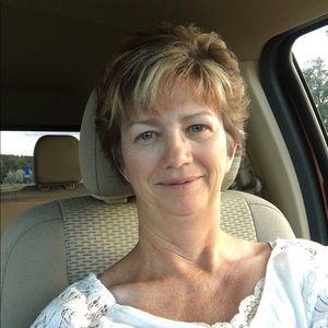 Meet your Posher, Gena